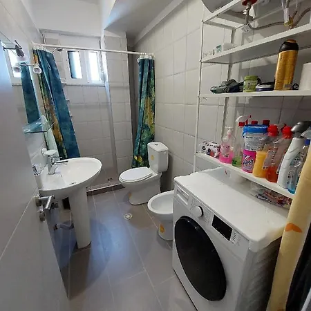 Tina's 1-bedroom *