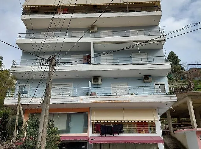Tina's 1-bedroom Appartamento