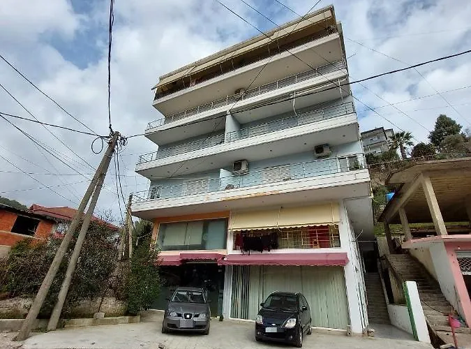 Tina's 1-bedroom * Gjirokastër